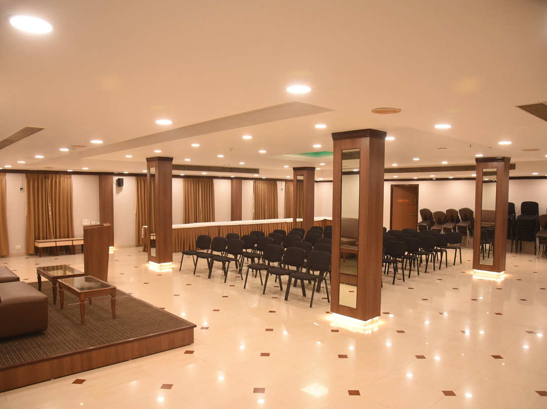 Golden Park Hotel & Resort主图