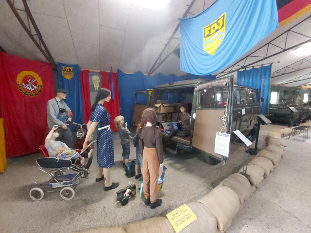 PanzerMuseum East景点图片