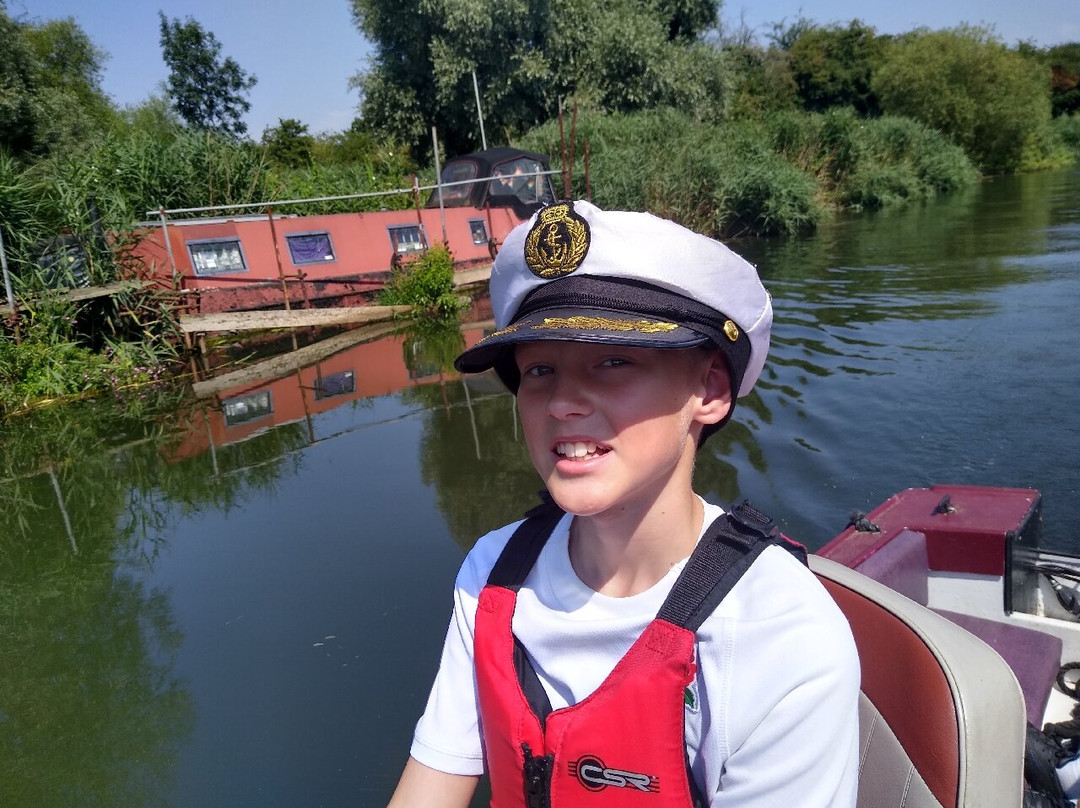 All Aboard Boating景点图片