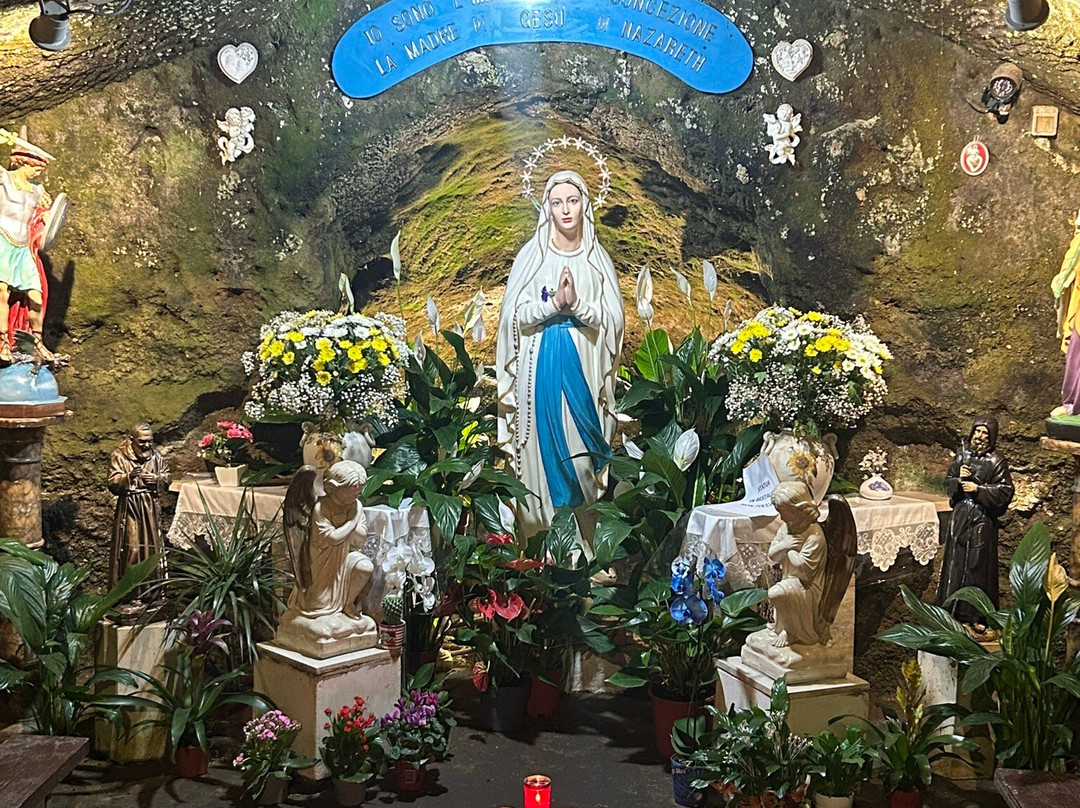 Grotta delle Apparizioni-Marta必去景点