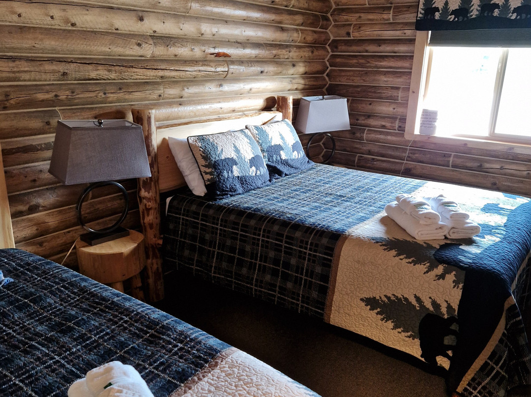 Alaska Knotty Pine B&B主图