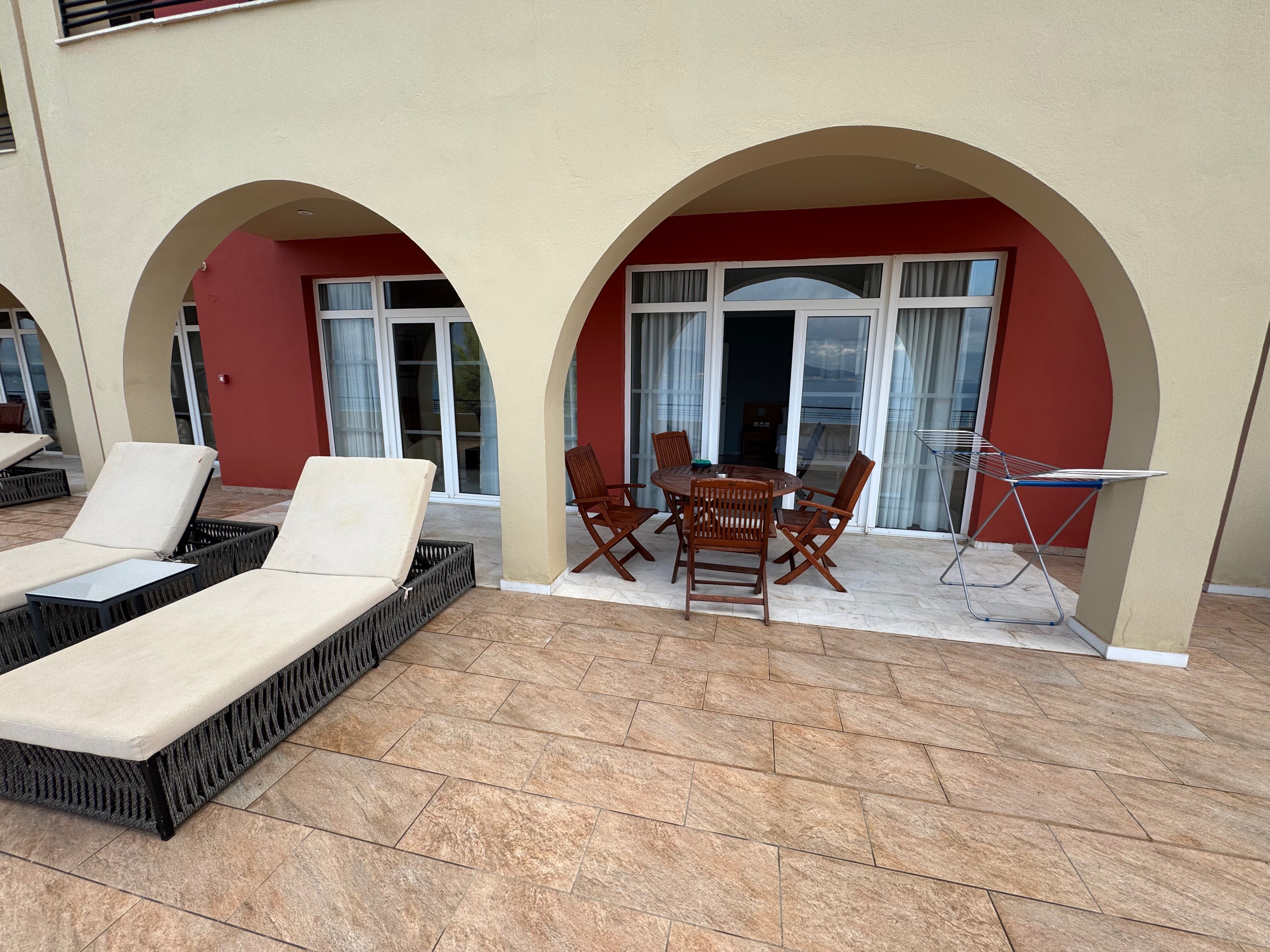 Neilson Vounaki Beachclub-客卧