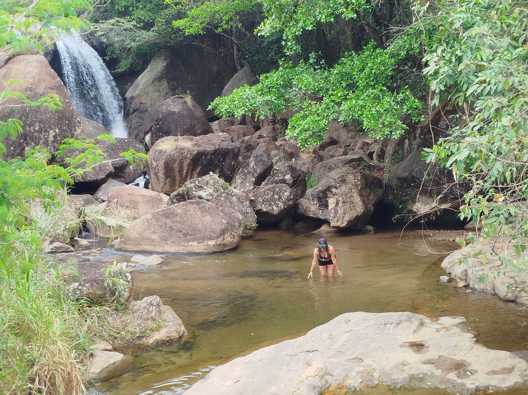 Amorosa Waterfall景点图片