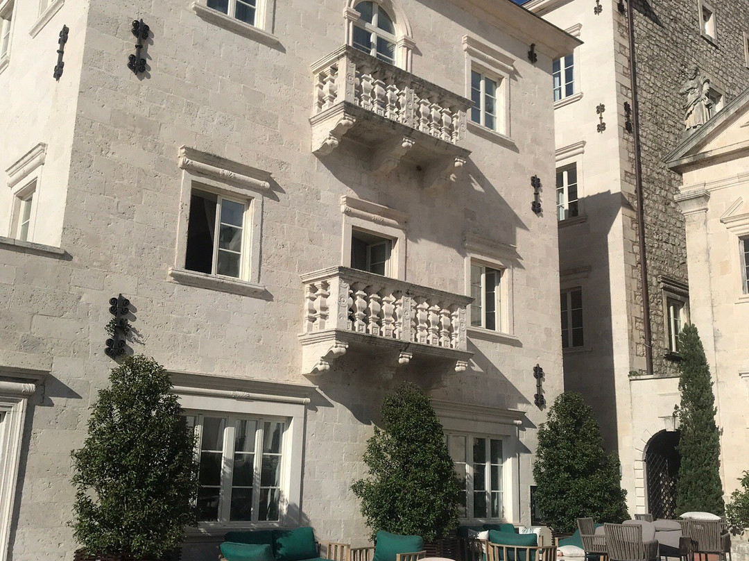 Smekja Palace-Perast必去景点