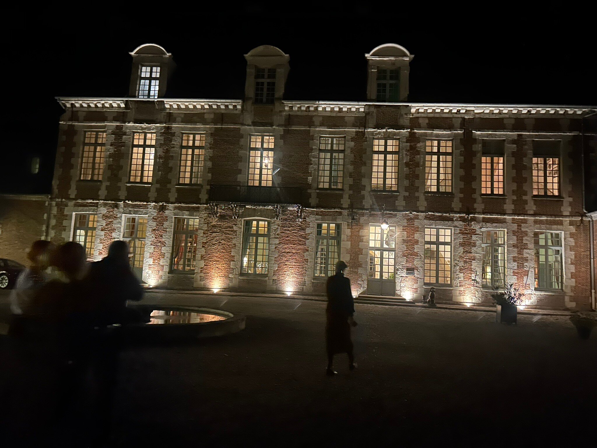 Le Château d'Étoges-官方