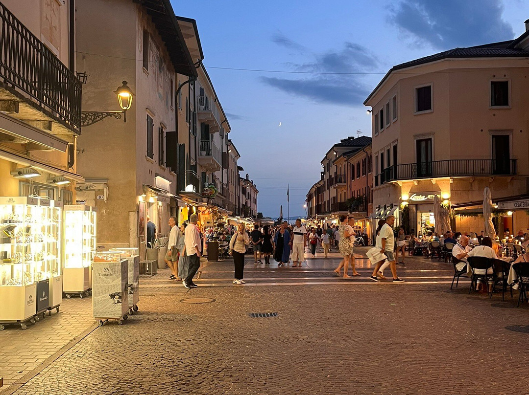 Bardolino Tourist Office景点图片