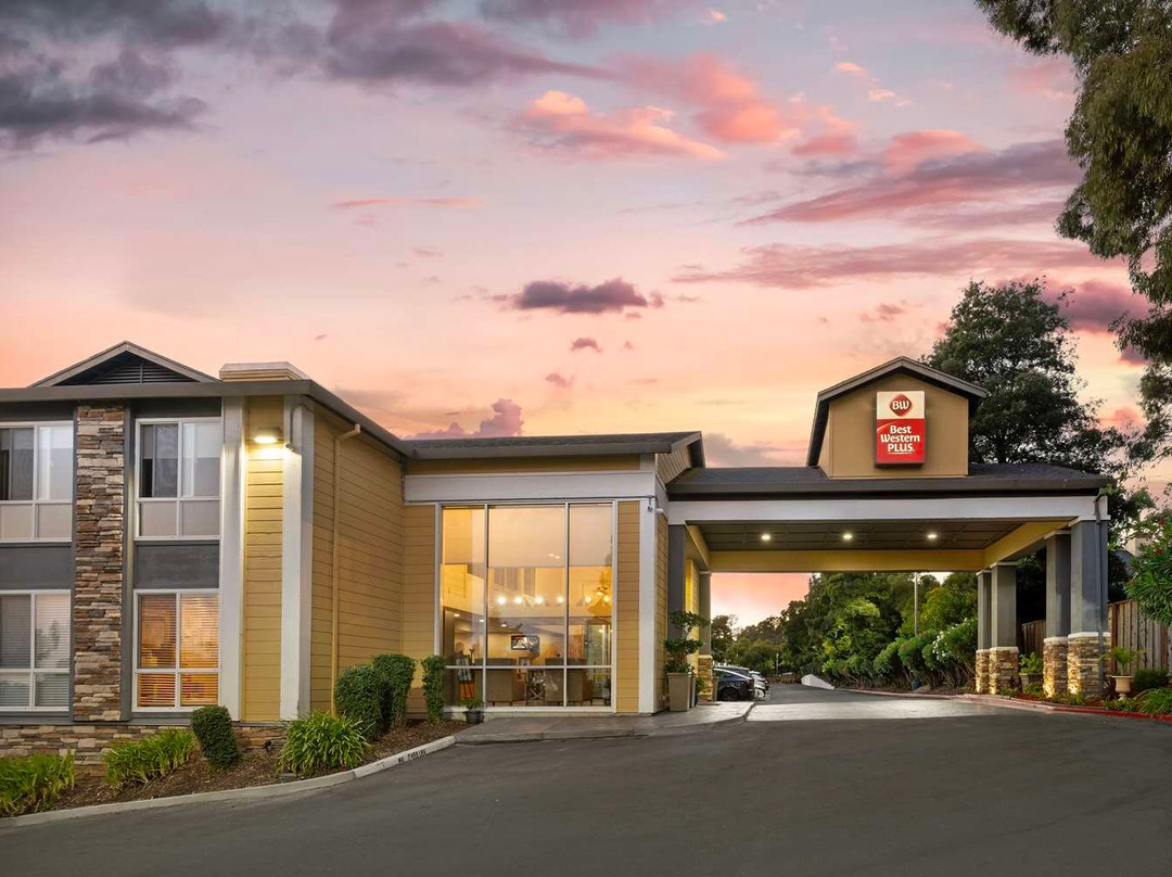 Port Costa酒店住宿-赫利泰治贝斯特韦斯特优质酒店