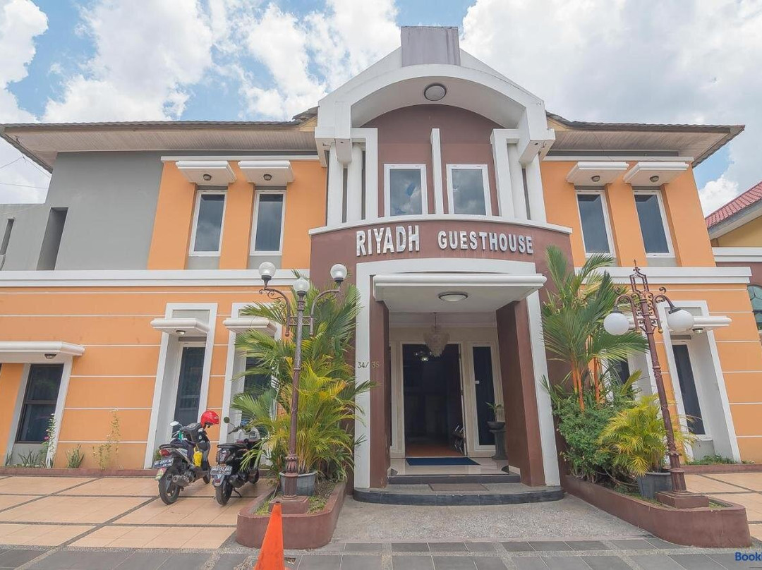 Riyadh Guesthouse Banjarbaru