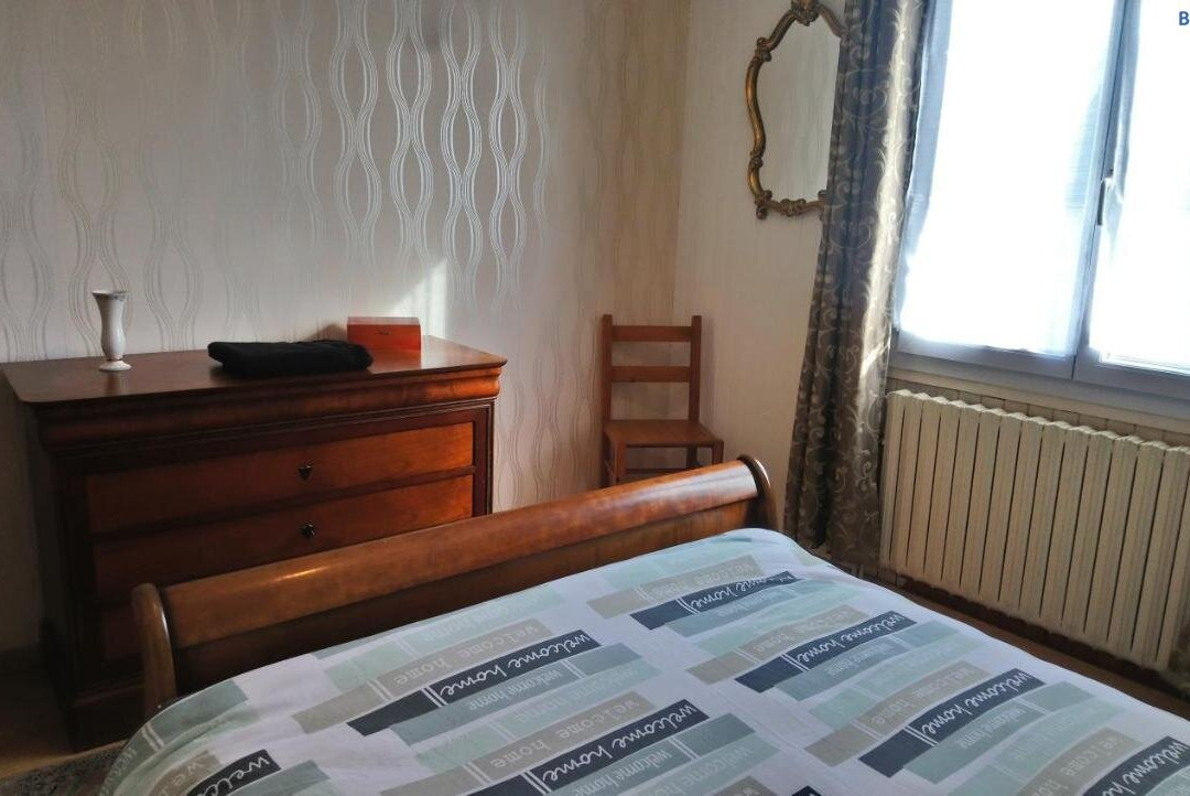 Chambre Au Calme Et Simple, Cuisine A Dispo
