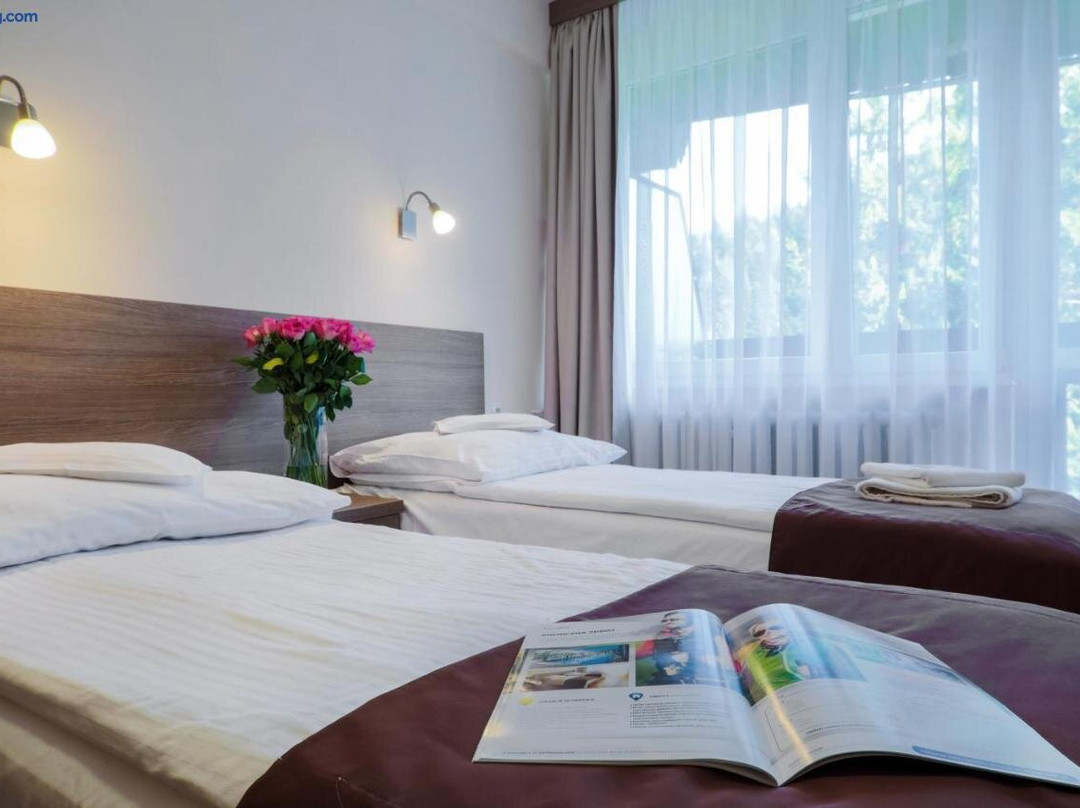 Piwniczna酒店住宿-Hotel*** NAT Piwniczna Zdrój