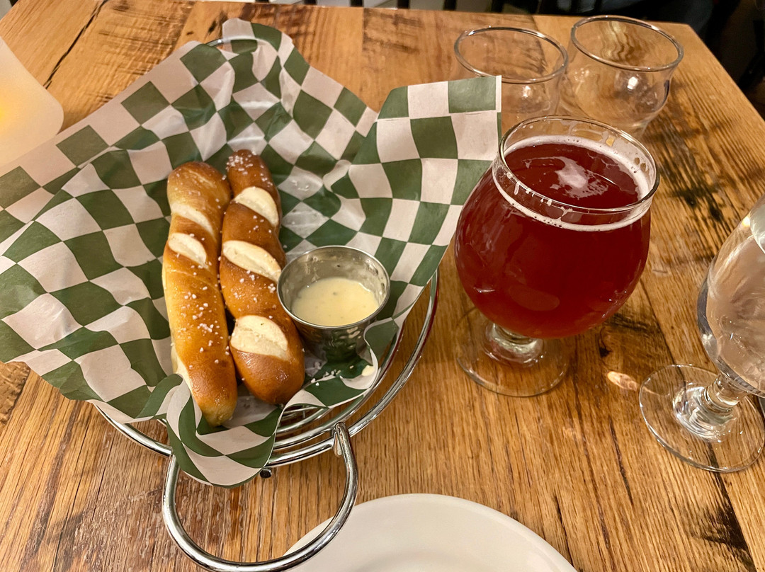 诺威奇旅馆主图