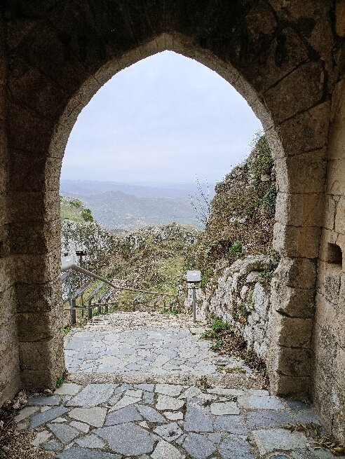 Castello del Conte Luna (o della Regina Sibilla)-Caltabellotta必去景点