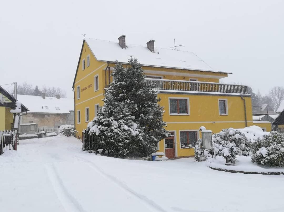 Arnoltice酒店住宿-Pension Pastis