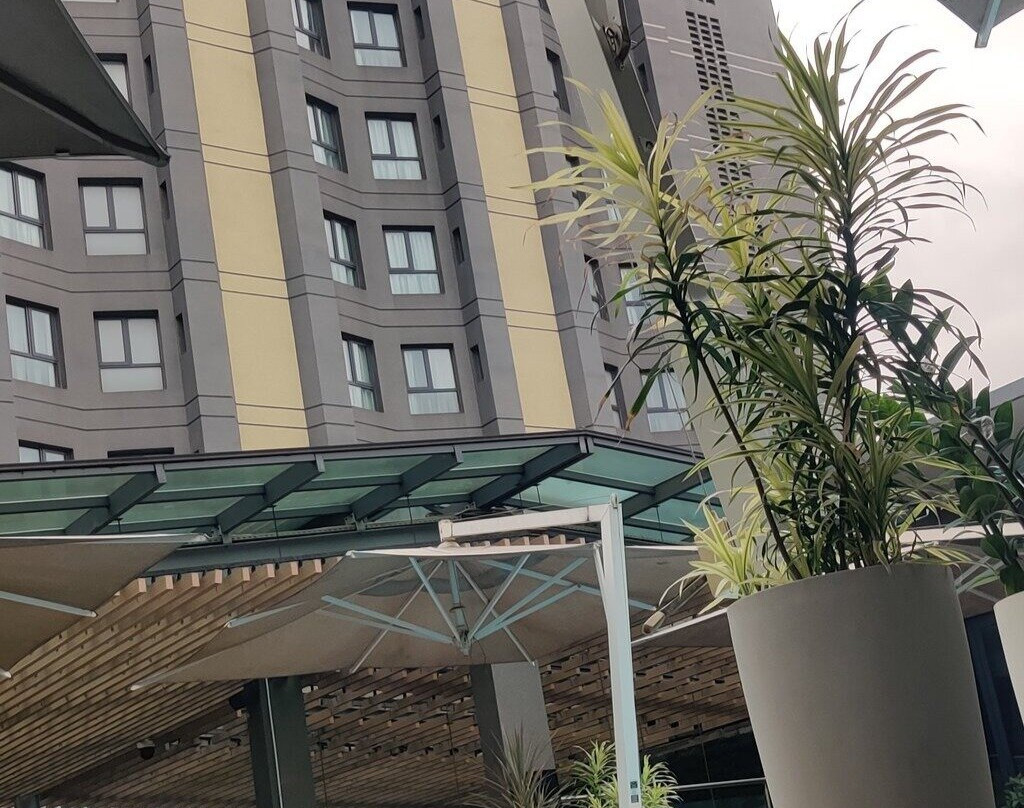 K Hotel Douala主图