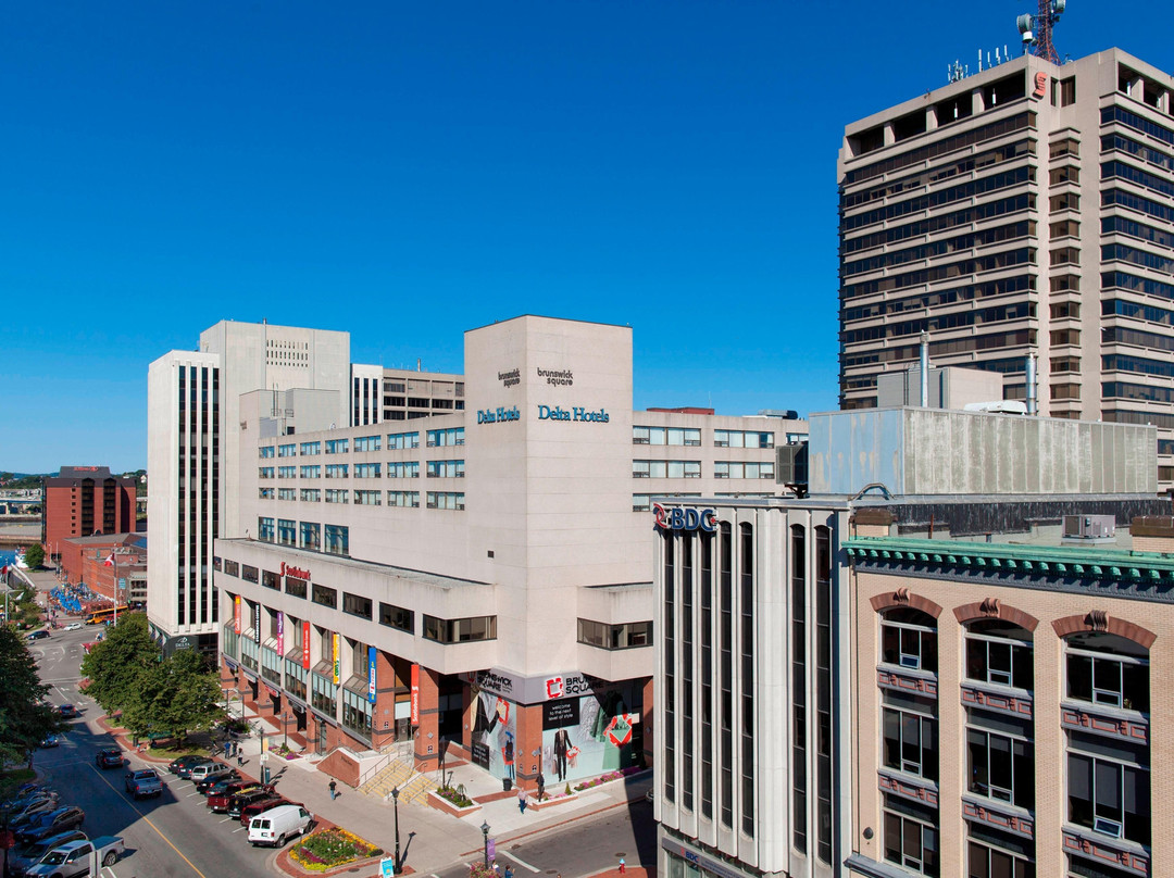 布伦瑞克三角洲酒店主图