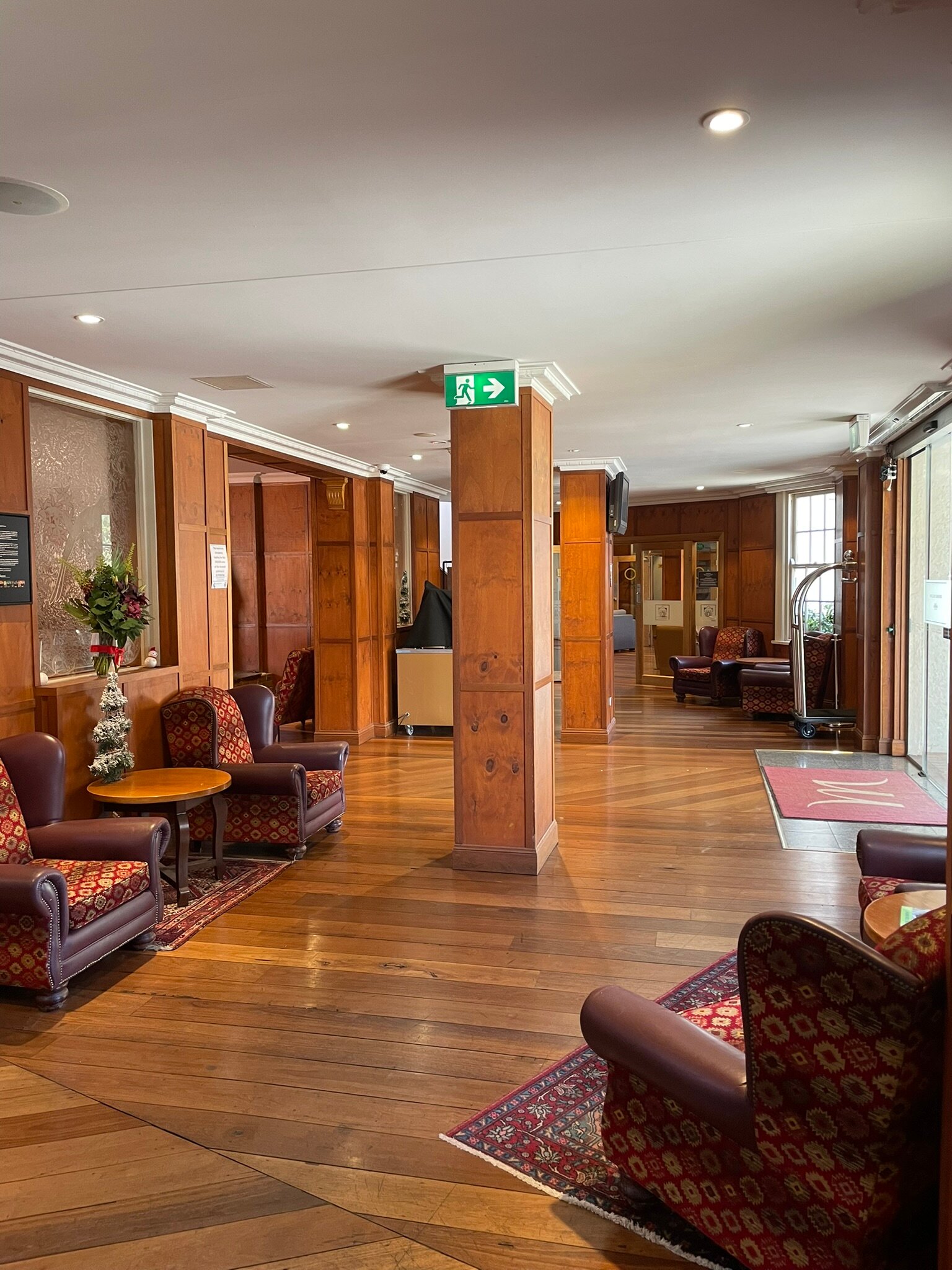 Mercure Canberra-浴室