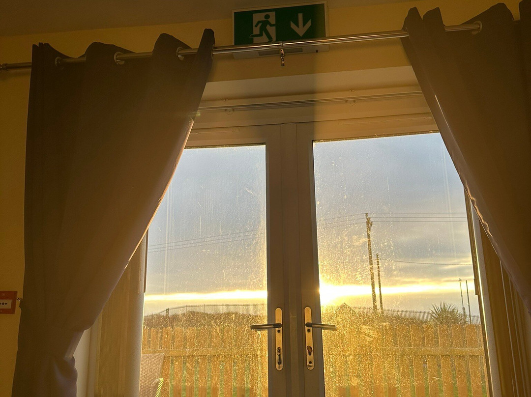 Barmouth Beach Club主图