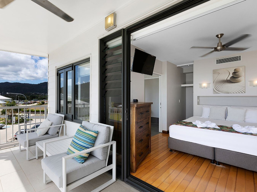 船屋公寓式酒店主图