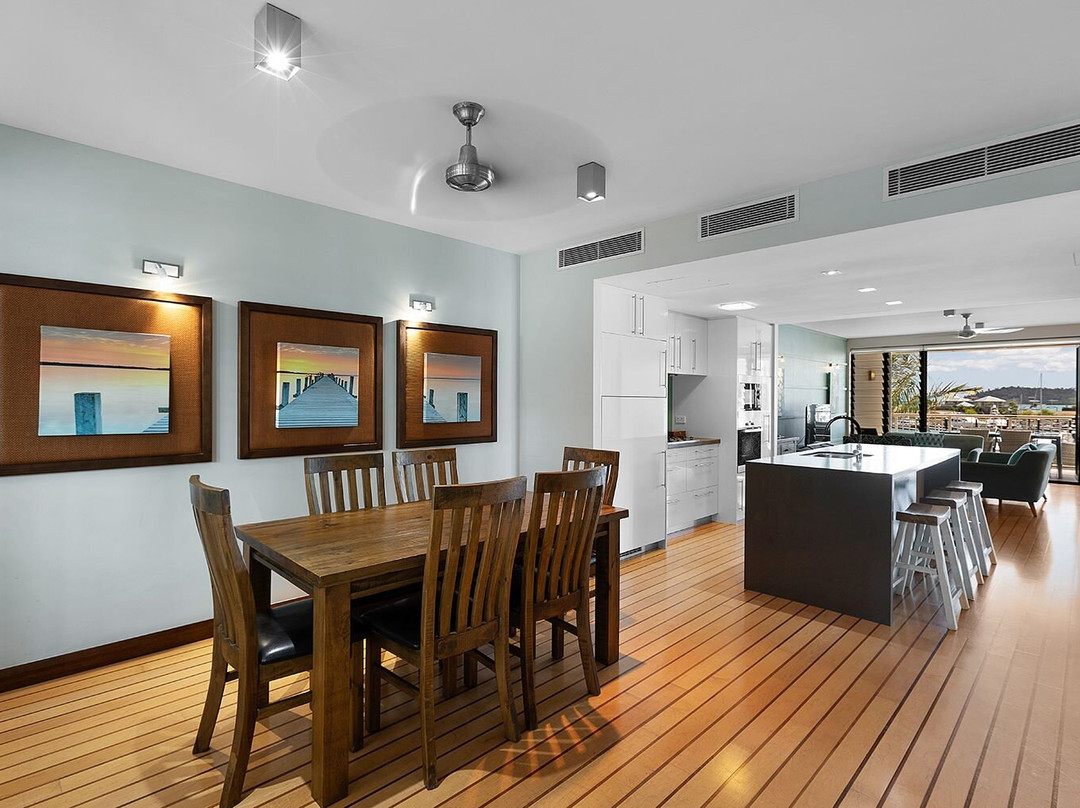 船屋公寓式酒店主图