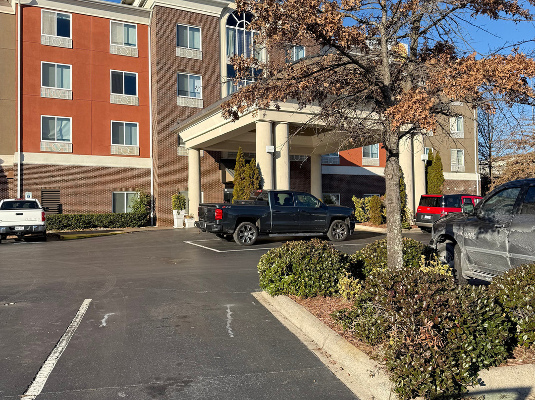 Holiday Inn Express & Suites Statesville by IHG主图