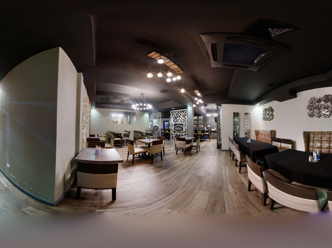 King's Hotel & Residences主图