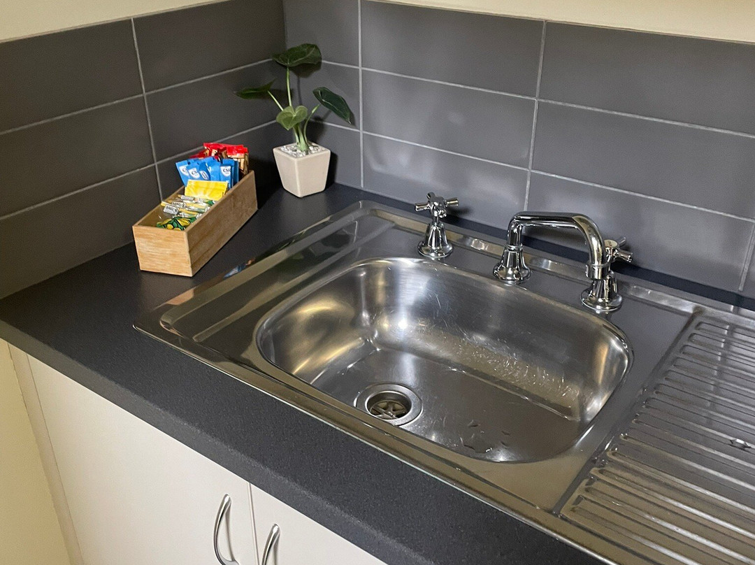 Sovereign Views Apartments主图