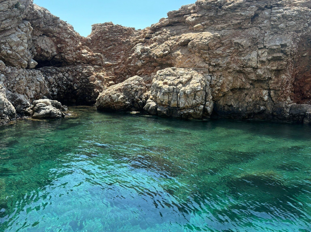 Rofos Boat Tours-Aliki必去景点