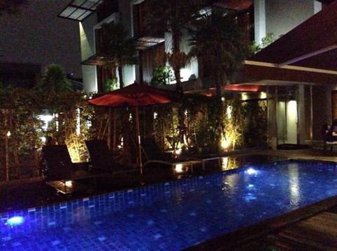 暹罗思瓦纳酒店主图