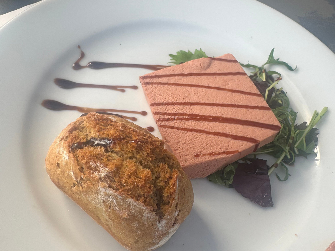 Lyons Woodlands Hall Holiday Park & Hotel主图