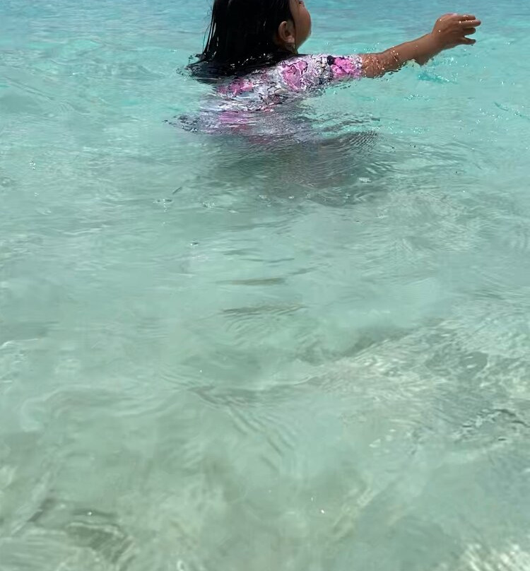 Luau Beach Inn Maldives主图