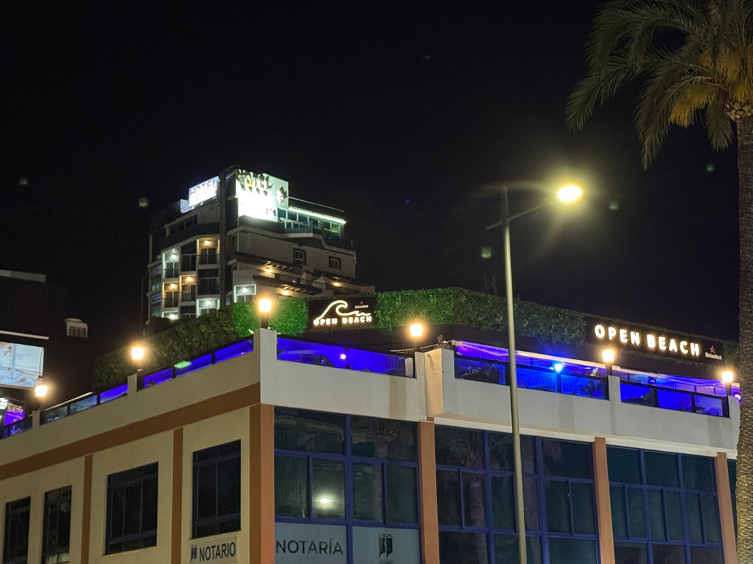 Open Beach Lounge & Restaurant