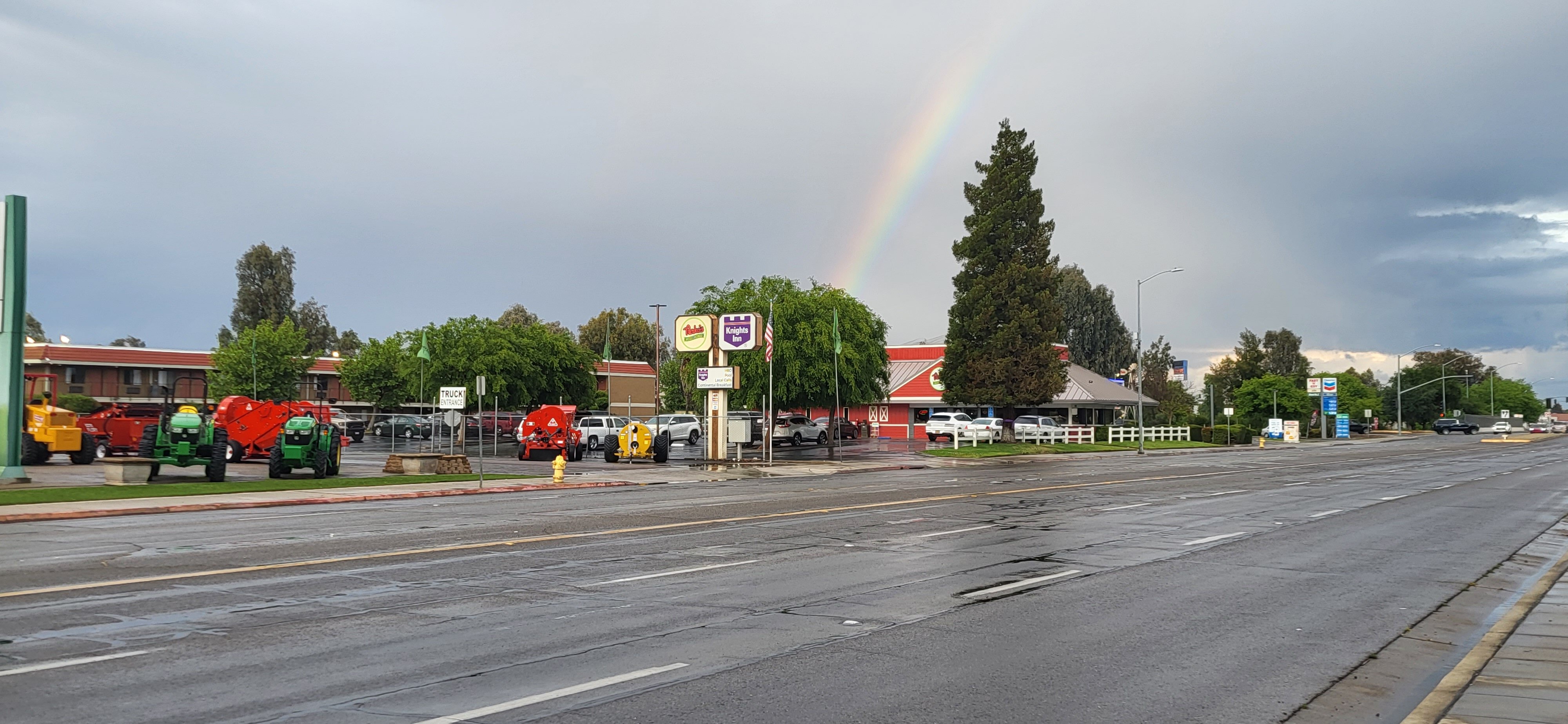 Knights Inn Madera-浴室