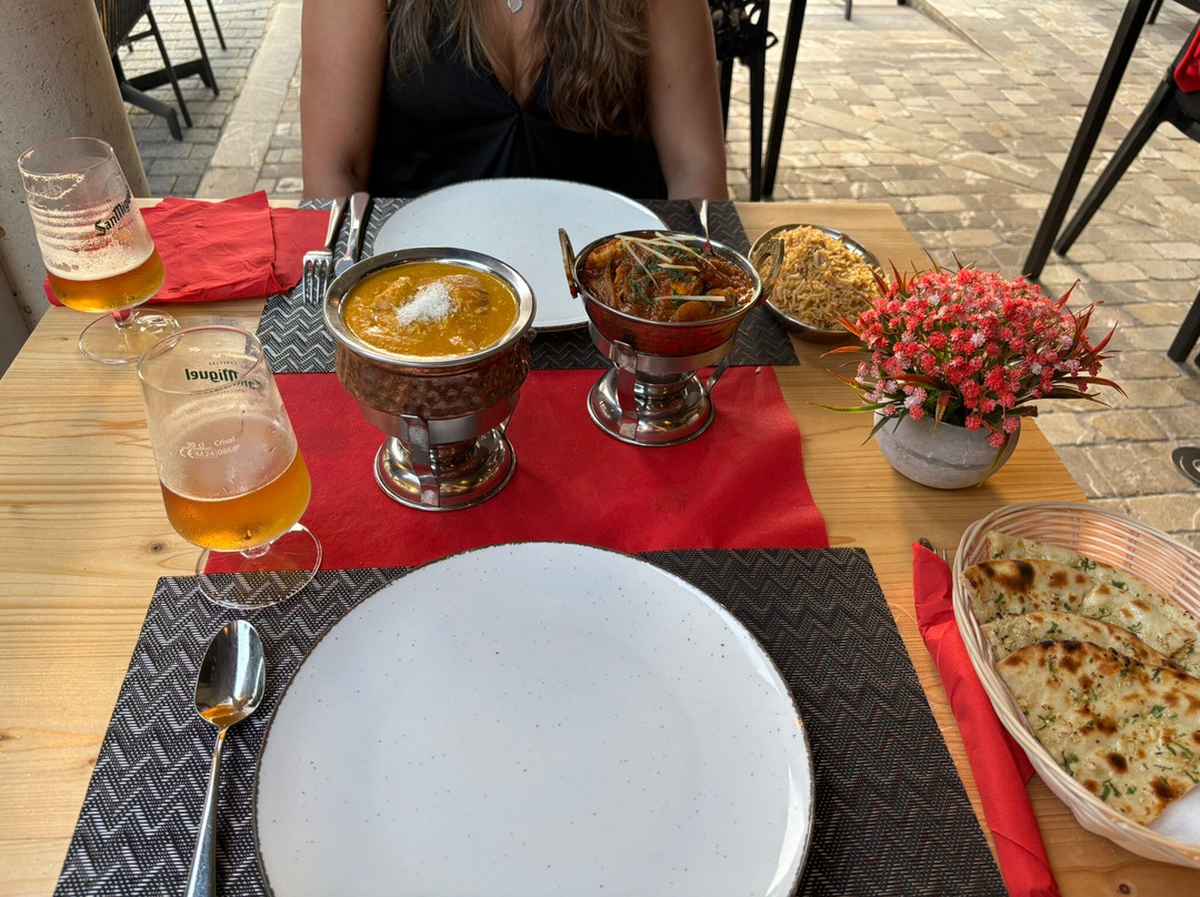 Taj Indian Tandoori Restaurant