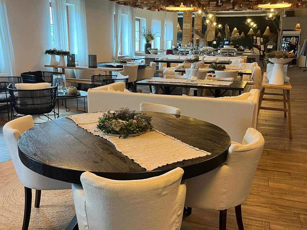 Hotel Volarik主图
