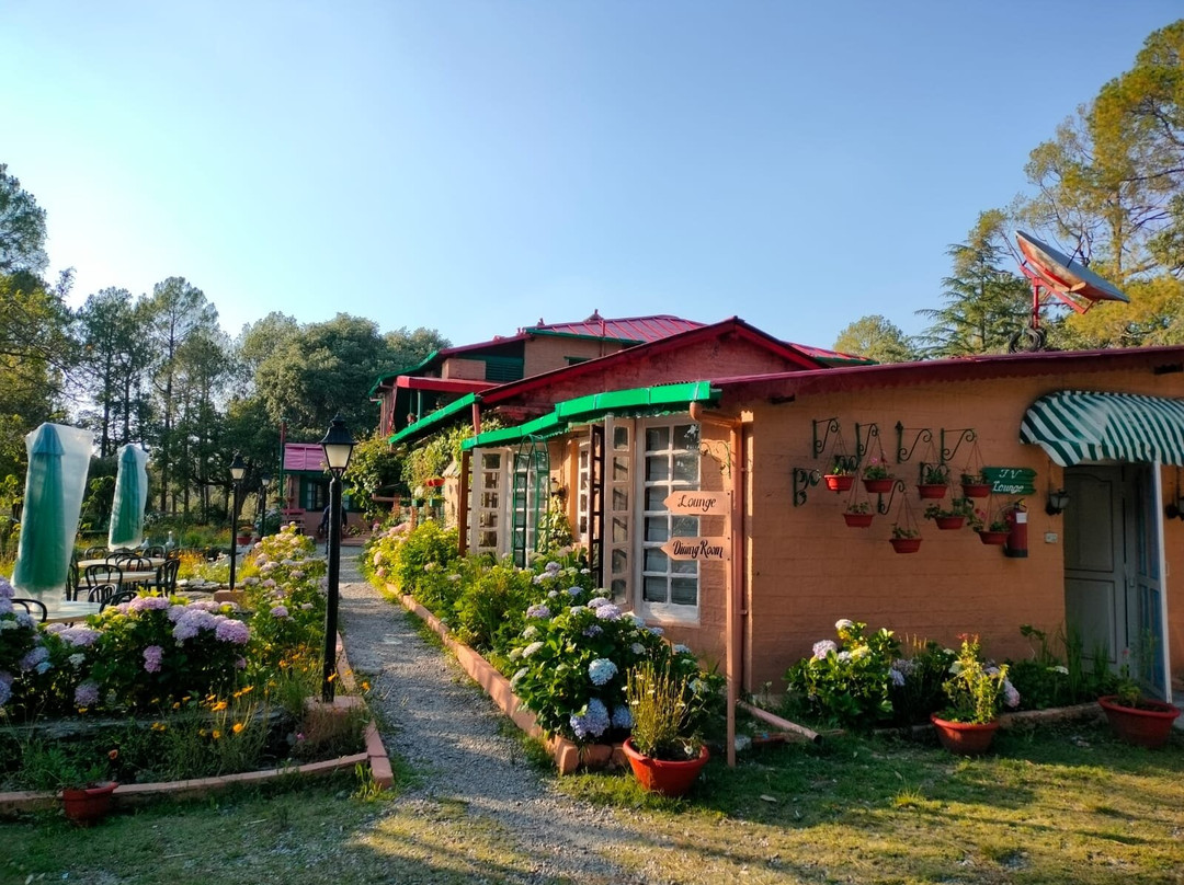 West View Hotel主图