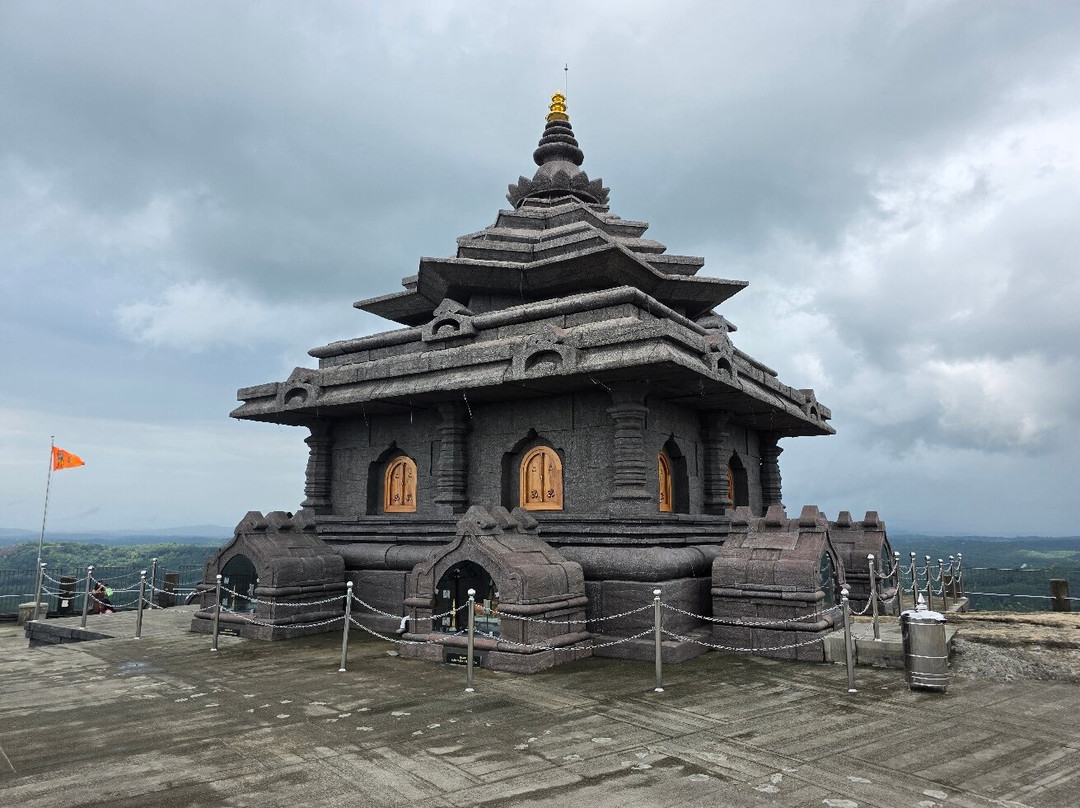 Jatayu Earth's Center-科兰必去景点