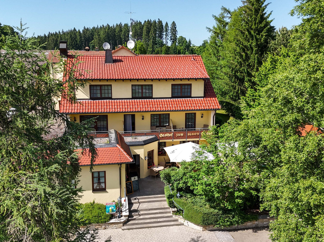 Hotel Gasthof zum Sussen Grund主图