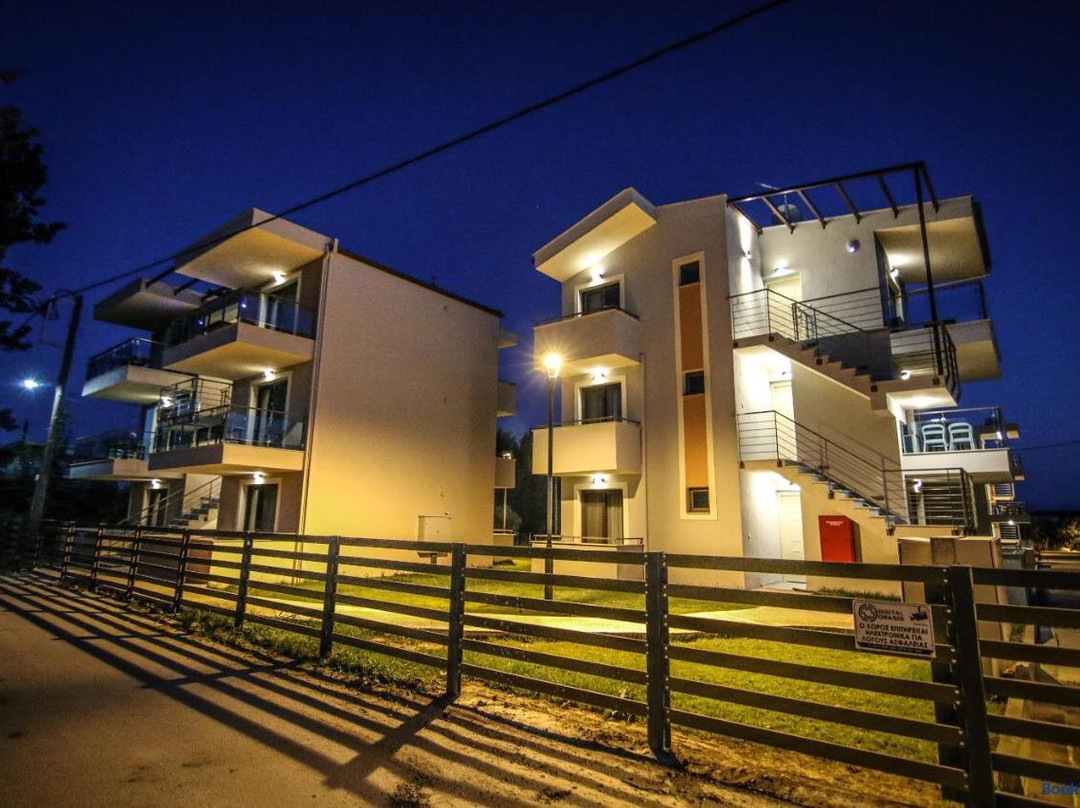 Ofrynio Deluxe Apartments
