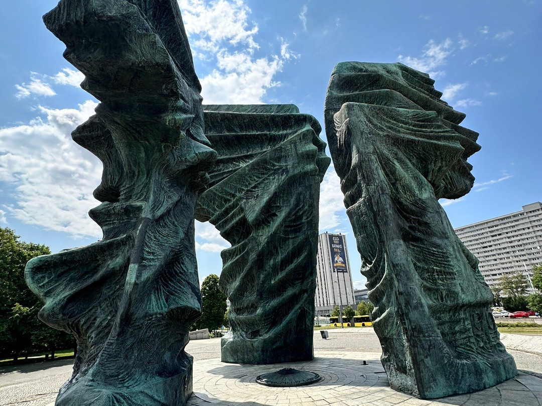 Silesian Insurgents' Monument (Pomnik Powstancow Slaskich)-卡托维兹必去景点