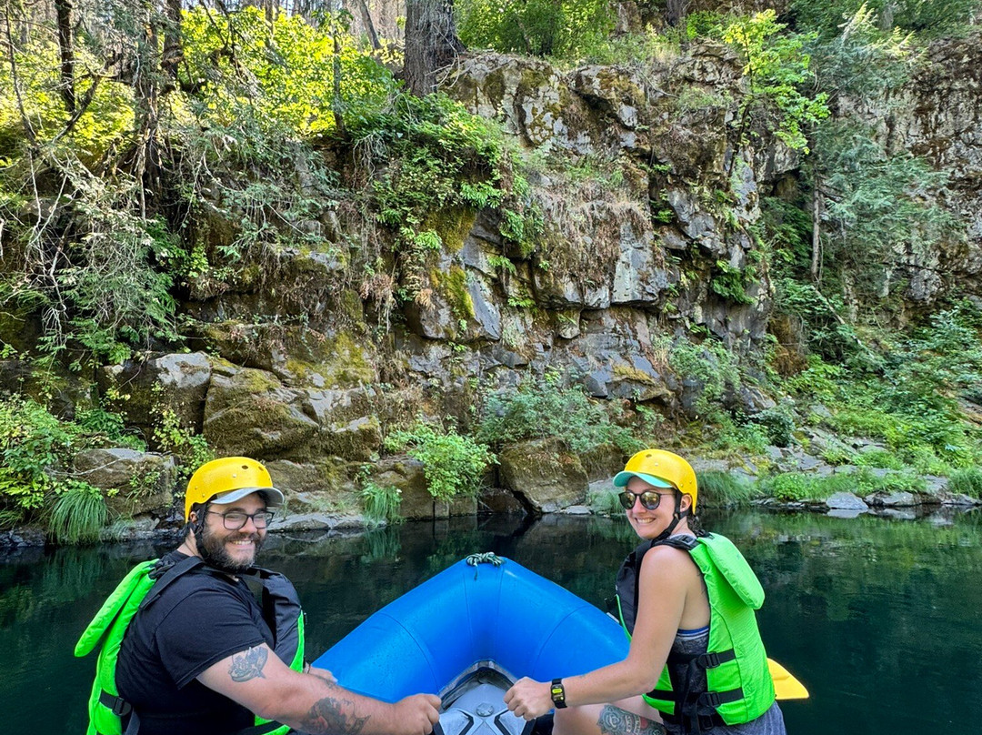 North Umpqua Outfitters-Idleyld Park必去景点