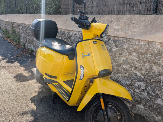 Viento Scooters-索列尔港必去景点