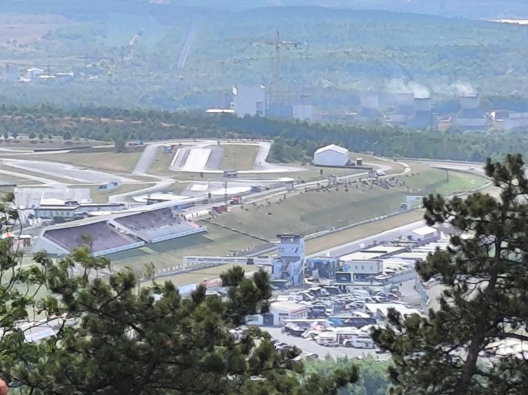 Hnevín Castle-Most必去景点