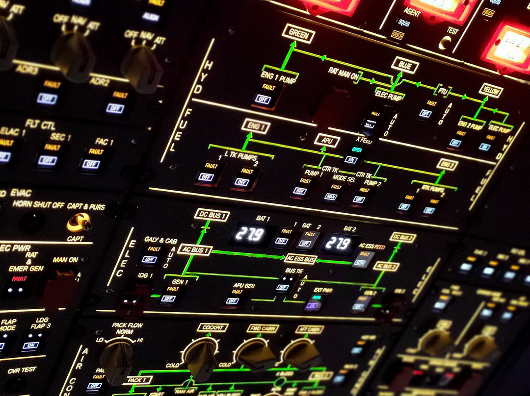 Simair - Flight Simulation Center-华沙必去景点