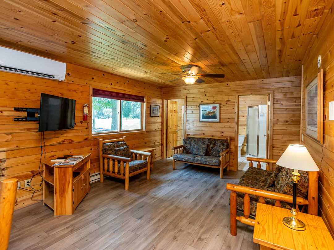 The Red Door Resort主图