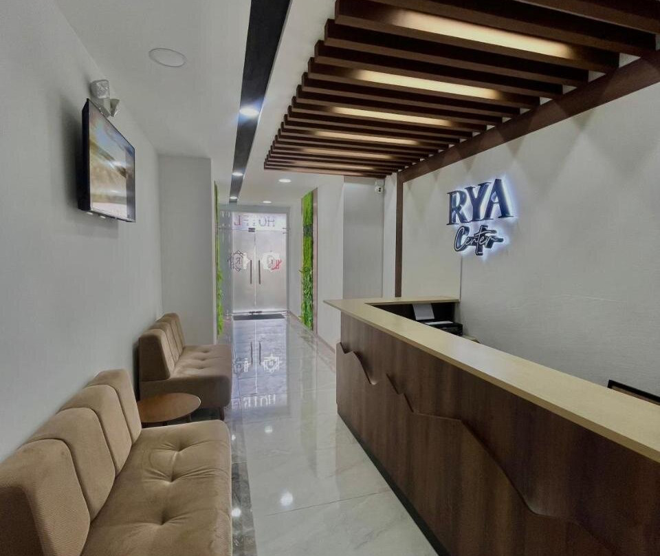 Hotel RYA Center