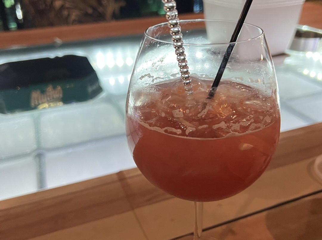 Iguana Pool Bar-Platanias必去景点