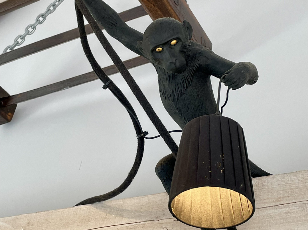 Palais Des Vaches-Exbury必去景点