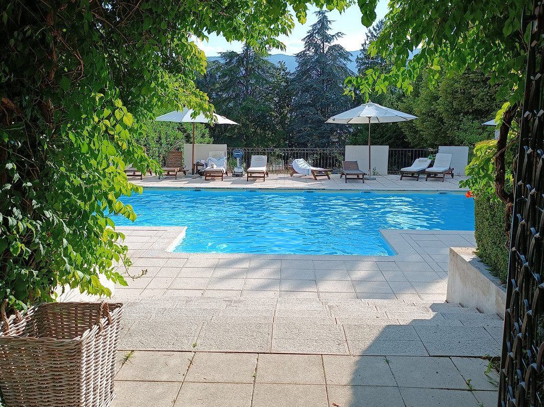 堪迪城堡酒店主图