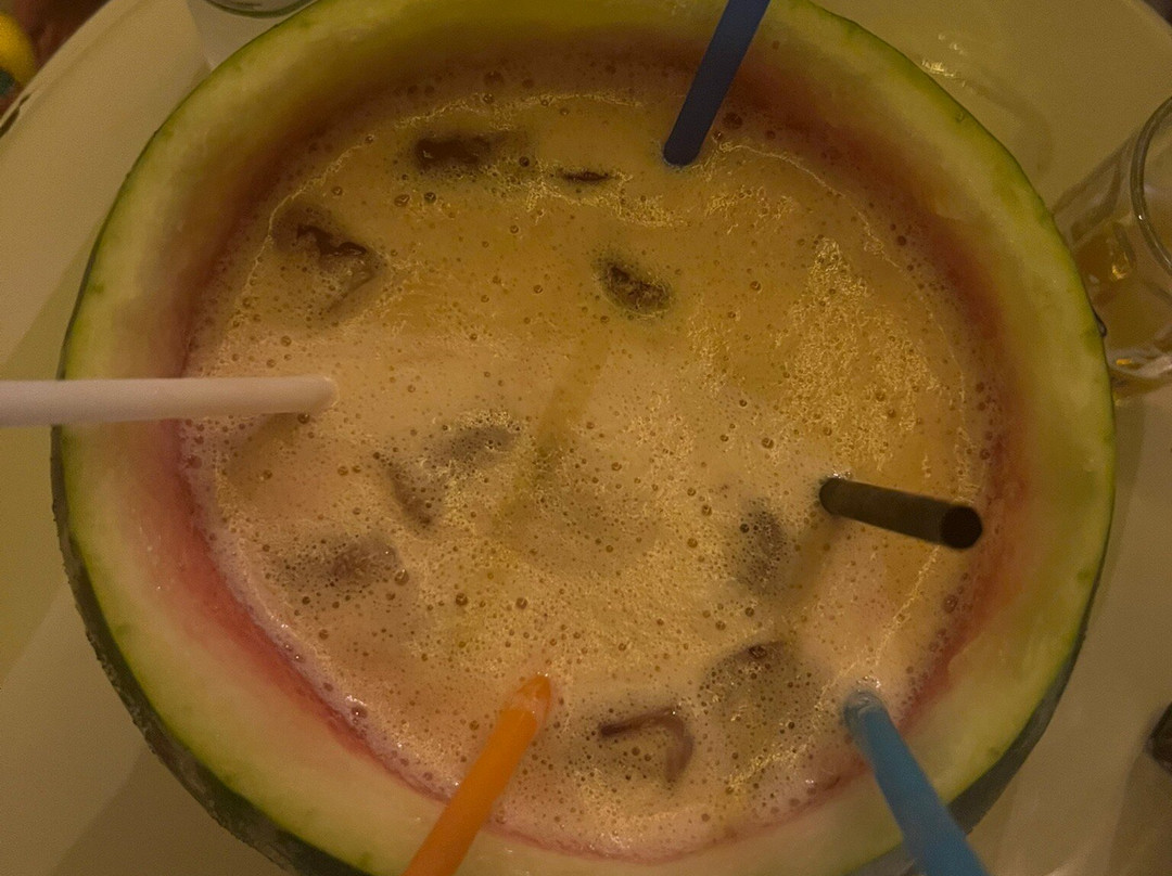 Black and White-Kavos必去景点