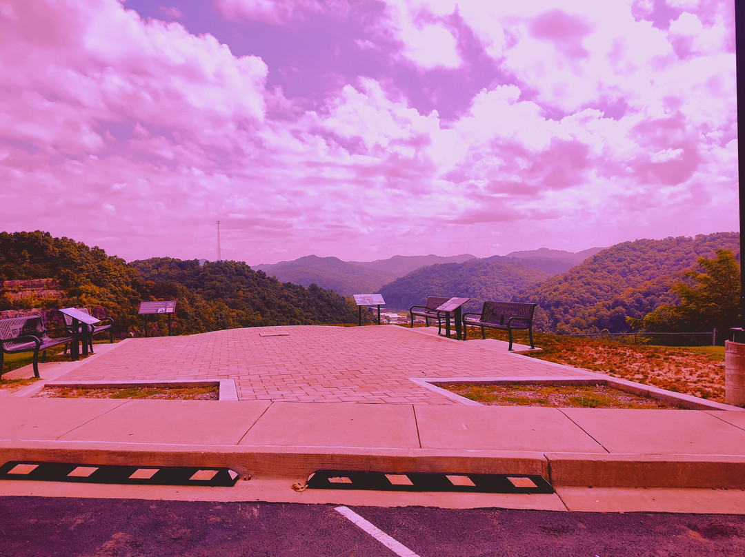 Pikeville Cut-through Overlook-Pikeville必去景点